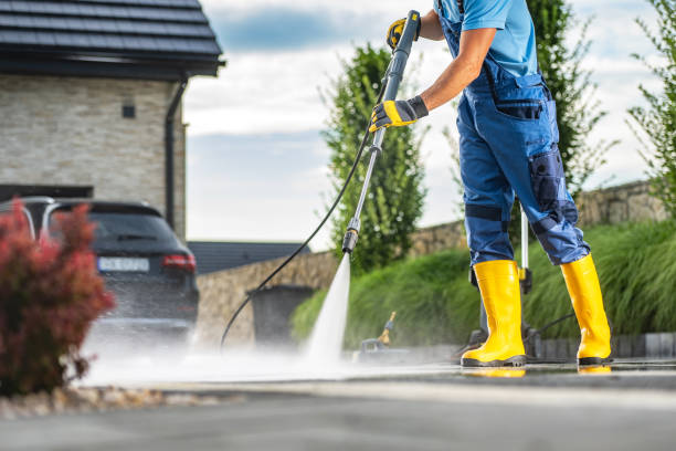 Best Pool Deck Cleaning  in Ashville, AL